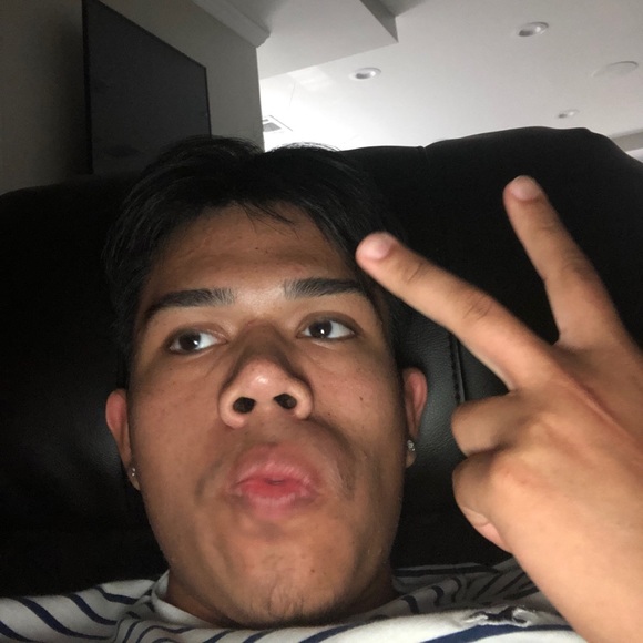 Meet your Posher, Jonathan - Picture 1 of 1